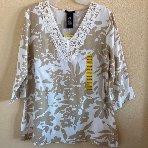 Tops - Floral Beige and White Tunic Top